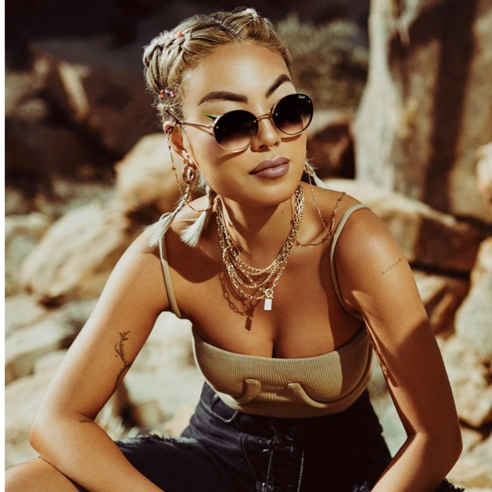 Quay Australia FARRAH SUNGLASSES Gold/Fade
